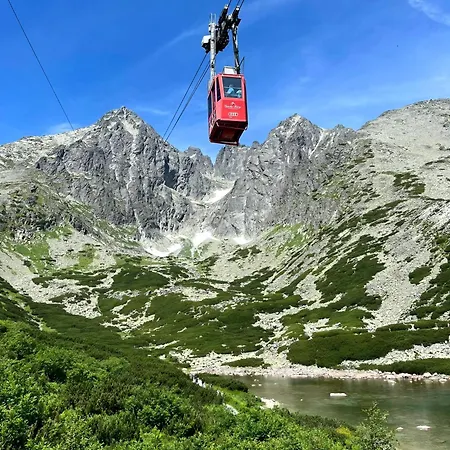 Lägenhet Tatryline -